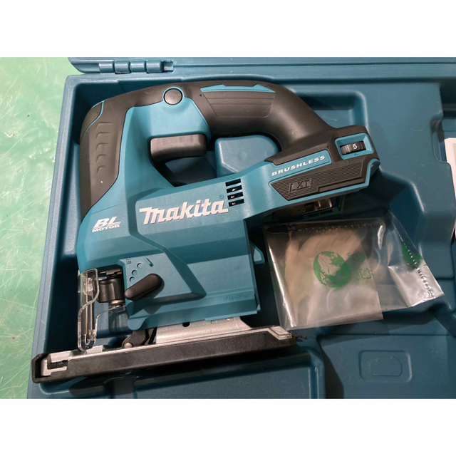 Makita(マキタ)のMakitaマキタ 18v 充電式　ジグソー　JV184D  インテリア/住まい/日用品のインテリア/住まい/日用品 その他(その他)の商品写真