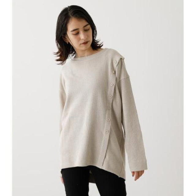 AZUL by moussy(アズールバイマウジー)のSHOULDER SLIT BUTTON TOP レディースのトップス(カットソー(長袖/七分))の商品写真