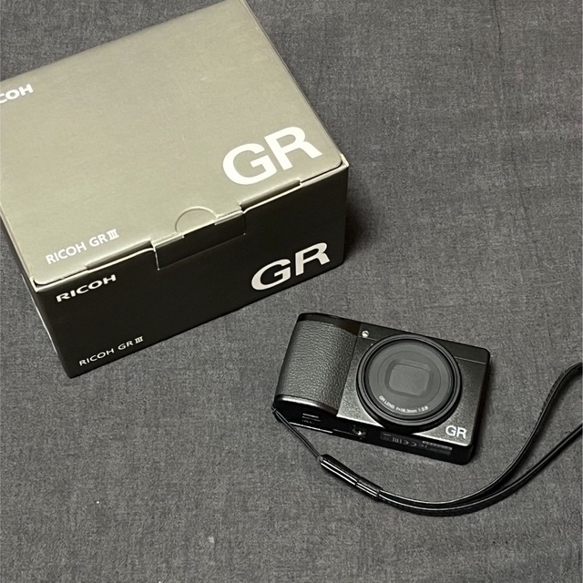 [美品]RICOH GR III コンパクトデジタルカメラ