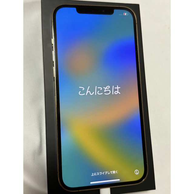 Apple(アップル)のiPhone12ProMax 256GB ゴールド SIMロック解除済み スマホ/家電/カメラのスマートフォン/携帯電話(携帯電話本体)の商品写真