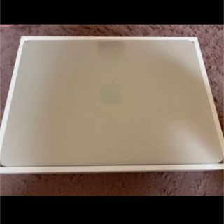 Apple MacBook Air スターライト 2022年モデル(ノートPC)