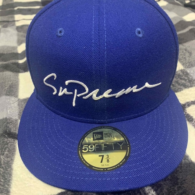Supreme(シュプリーム)の18aw supreme　Script　New Era  キャップ メンズの帽子(キャップ)の商品写真