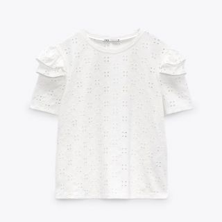 ザラ(ZARA)のカットワークエンブロイダリーTシャツ(Tシャツ(半袖/袖なし))