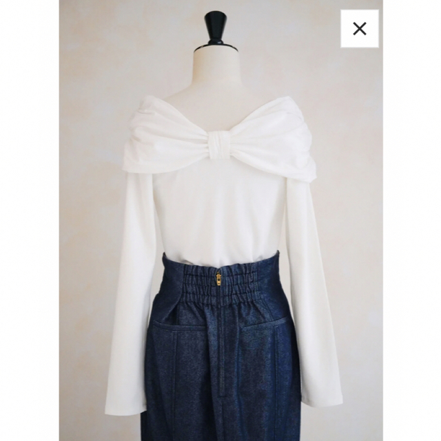 Her lip to(ハーリップトゥ)の2Way Shoulder Ruched Top herlipto レディースのトップス(ニット/セーター)の商品写真