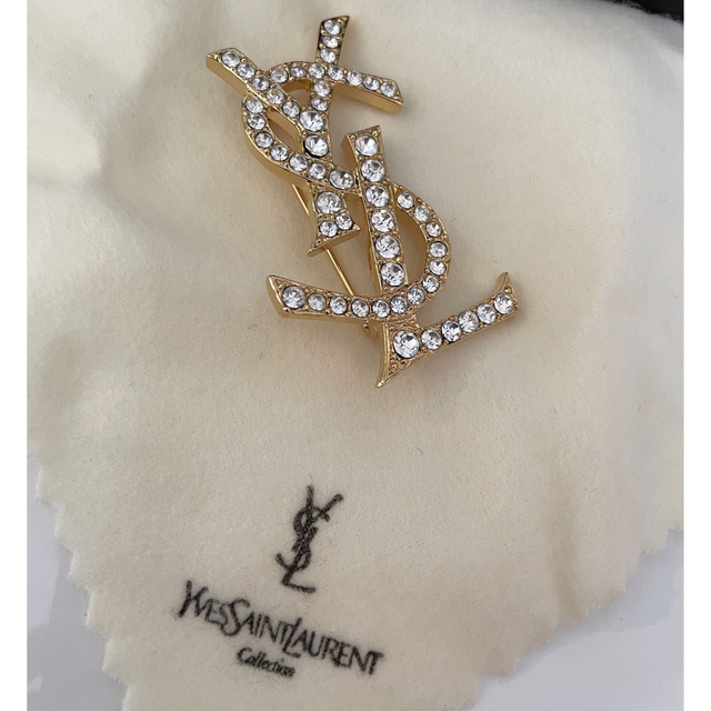 YVES SAINT LAURENT サンローラン ブローチ ストーン とっておきし福袋