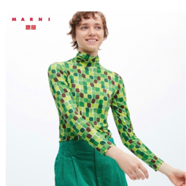 UNIQLO(ユニクロ)のユニクロ　マルニ　MARNI ヒートテックタートルネックT グリーン(L) レディースのトップス(Tシャツ(長袖/七分))の商品写真