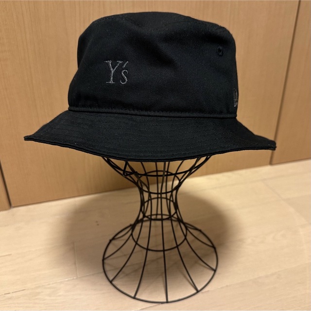 Y's(ワイズ)のY's × NEW ERA バケットハット M/L メンズの帽子(ハット)の商品写真