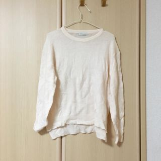 アースミュージックアンドエコロジー(earth music & ecology)の新品♡薄ピンク 薄手ニット(ニット/セーター)