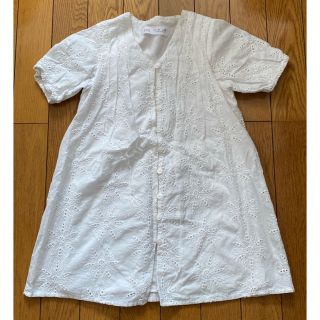 ザラキッズ(ZARA KIDS)の★ZARA Girls 刺繍ワンピース 116㎝★(ワンピース)