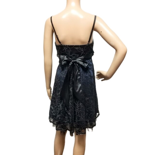 銀糸刺繍レース 胸下フラワーモチーフ ミディアムドレス パーティードレス レディースのフォーマル/ドレス(ミディアムドレス)の商品写真