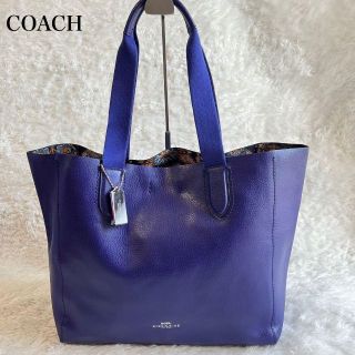 コーチ(COACH)のコーチ　トートバッグ　ダービー　ロゴチャーム　A4対応　ブルー　肩掛け　大容量(トートバッグ)