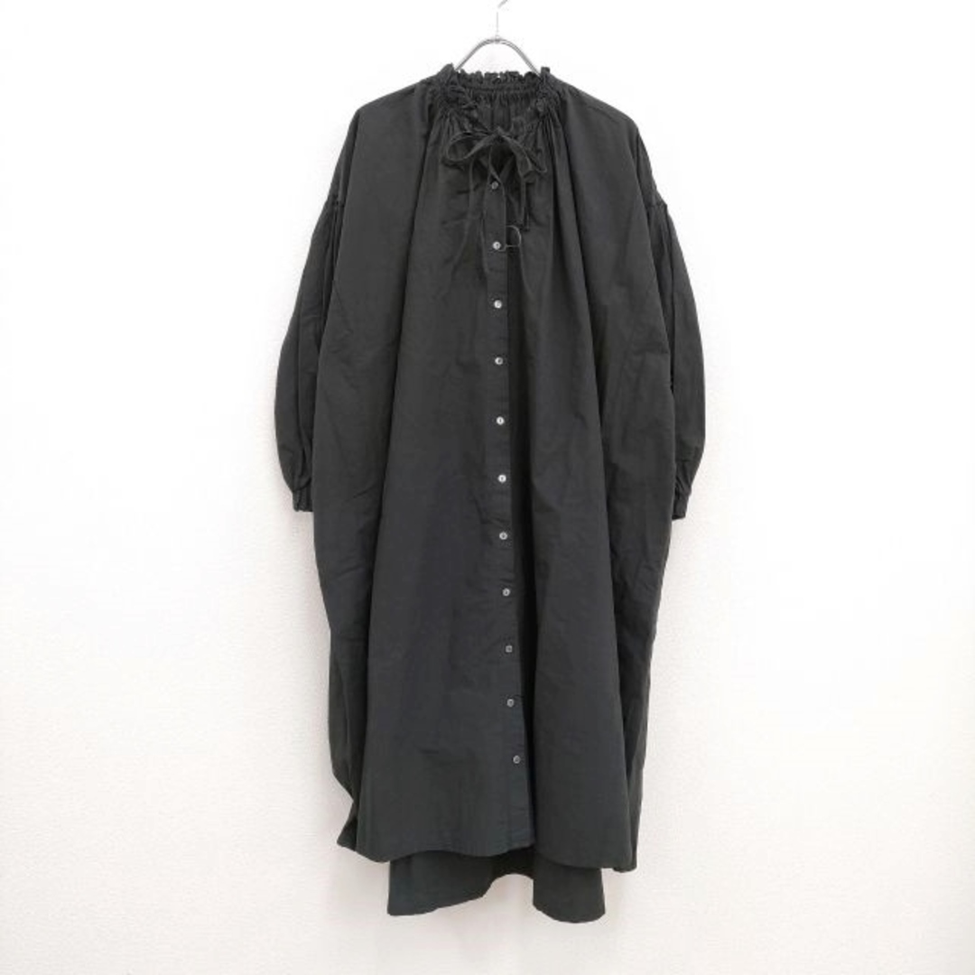 nest Robe(ネストローブ)のnest Robe コットンラミーバルーンスリーブワンピース 01213-1081 ワンピース ブラック レディース ネストローブ【中古】3-0320M♪ レディースのワンピース(ロングワンピース/マキシワンピース)の商品写真