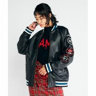 HYSTERIC GLAMOUR   ヒステリックグラマー ワッペン・スタッズ付き