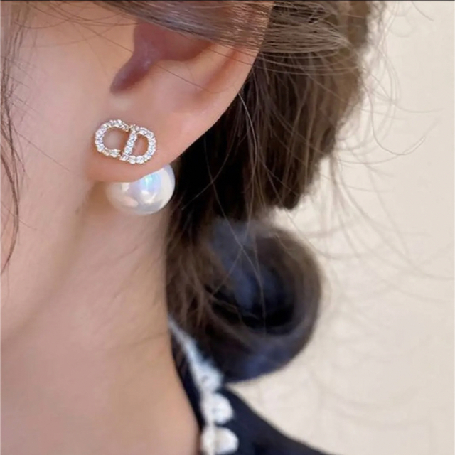 Christian Dior - Dior ディオール CDロゴ ピアス パールの通販 by ...