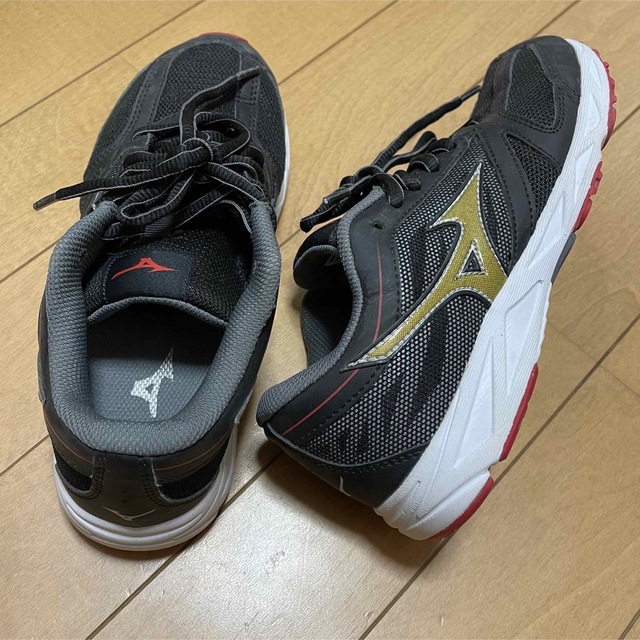 MIZUNO(ミズノ)の★ご予約★とぱ様★ミズノ◆スニーカー◆23.0 キッズ/ベビー/マタニティのキッズ靴/シューズ(15cm~)(スニーカー)の商品写真