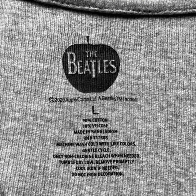 THE BEATLES(ビートルズ)のザ・ビートルズ　Tシャツ　バンドT グレー　Beatles 古着　Lサイズ レディースのトップス(Tシャツ(半袖/袖なし))の商品写真