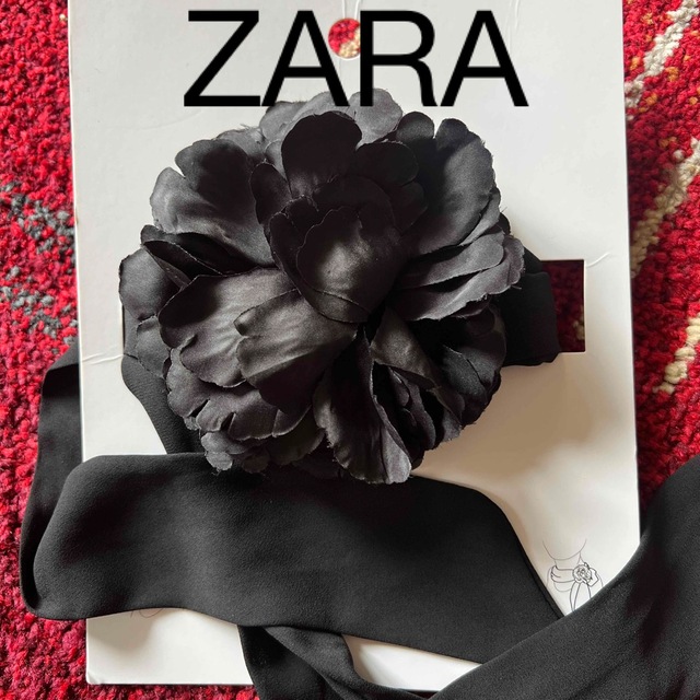 ZARA(ザラ)のZARA ヘアアクセ レディースのヘアアクセサリー(ヘアゴム/シュシュ)の商品写真