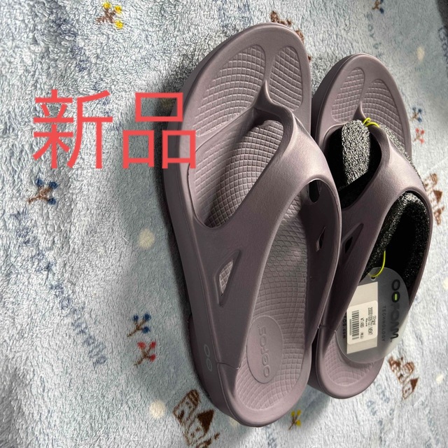 OOFOS(ウーフォス)のウーフォス   OOFOS リカバリーサンダル　　人気の24センチ レディースの靴/シューズ(サンダル)の商品写真