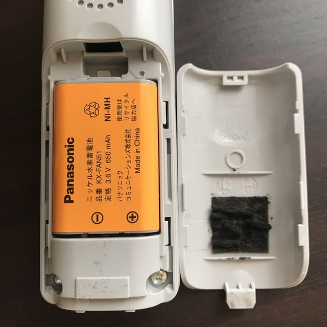 Panasonic(パナソニック)のPanasonic  FAX電話機　子機のみ　KX-FKN516-S スマホ/家電/カメラのスマートフォン/携帯電話(その他)の商品写真