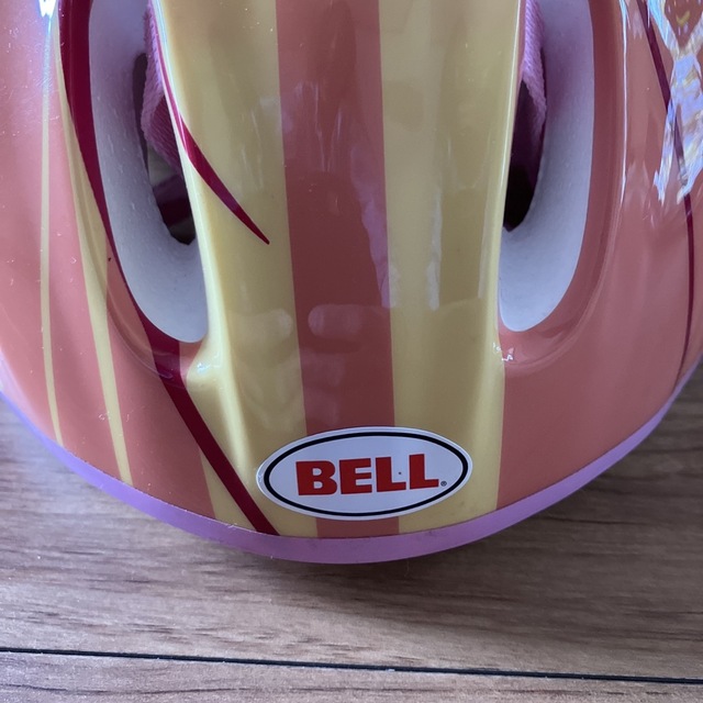 BELL(ベル)の子供用ヘルメット　BELL 54-56 キッズ/ベビー/マタニティの外出/移動用品(自転車)の商品写真