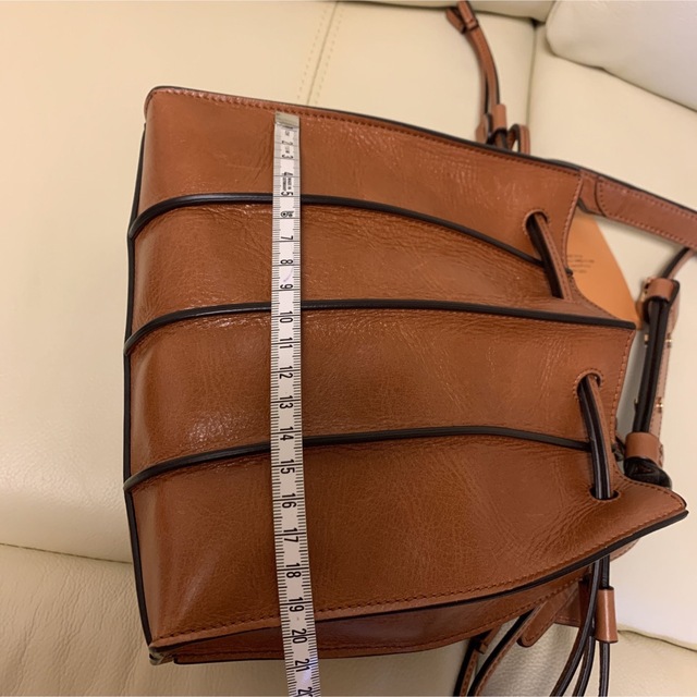 新品未使用 トッズ ショルダーバッグ