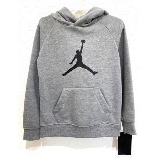 ジョーダン(Jordan Brand（NIKE）)の【新品未使用】NIKE ナイキ  ジョーダン パーカー 104〜110㎝ グレー(Tシャツ/カットソー)