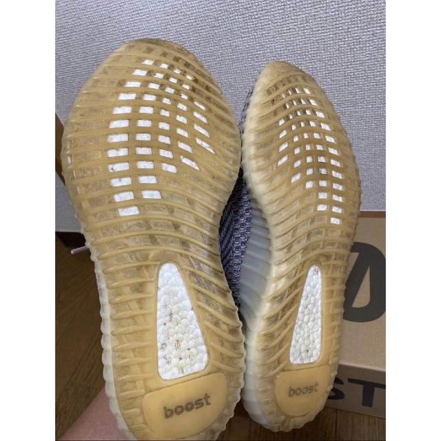 YEEZY BOOST 350 V2アッシュパール