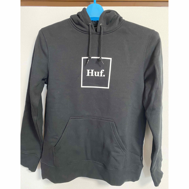 HUF(ハフ)の人気‼︎ HUF パーカー　黒　サイズM シンプル メンズのトップス(パーカー)の商品写真