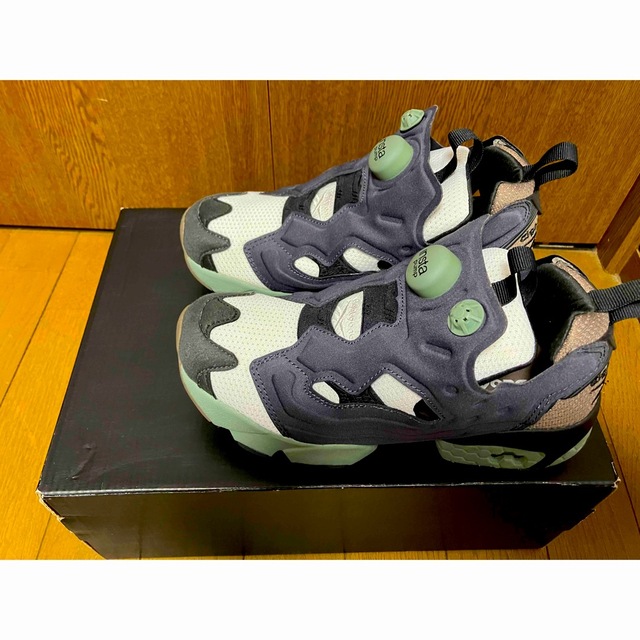 Reebok(リーボック)のINSTAPUMP FURY MU インスタポンプフューリー FX1667 23 レディースの靴/シューズ(スニーカー)の商品写真