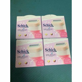 シック(Schick)の【レディース】シックイントゥイションうるおい肌用替刃3個入×4箱(その他)