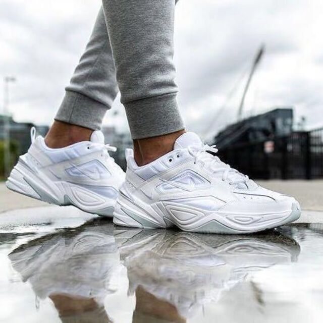 NIKE スニーカー　M2K TEKNO