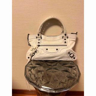 バレンシアガ(Balenciaga)のバレンシアガ　ザ　ファースト　ハンドバック　ホワイト(ハンドバッグ)