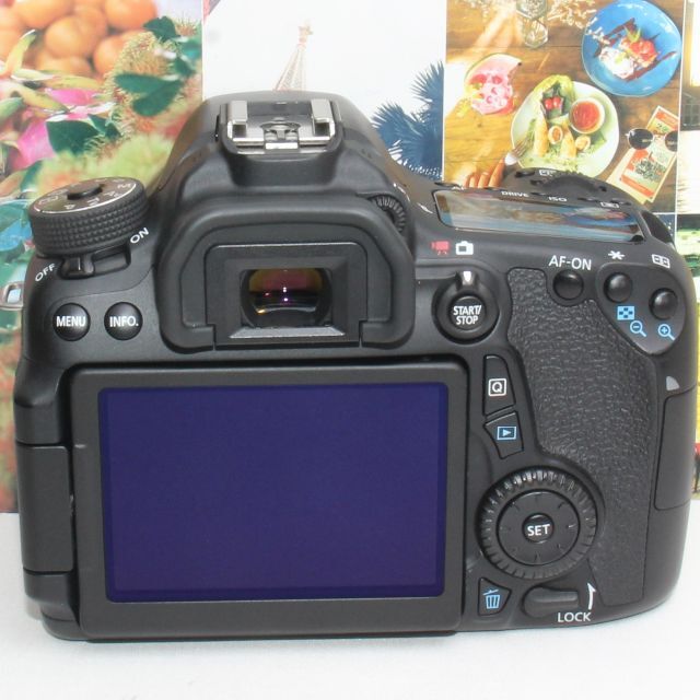 SDカード・バッテリー2個付き♪Canon 70D ボディ♪