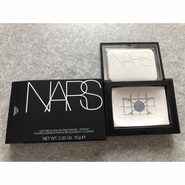 NARS(ナーズ)のNARSライトリフレクティングセッティングパウダープレストN コスメ/美容のベースメイク/化粧品(フェイスパウダー)の商品写真