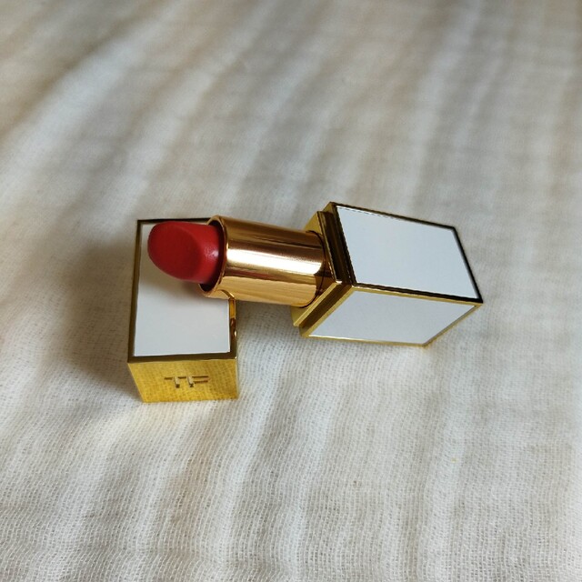 TOM FORD BEAUTY(トムフォードビューティ)のTOMFORD リップカラーシアー　ソーラーアフェアー コスメ/美容のベースメイク/化粧品(口紅)の商品写真