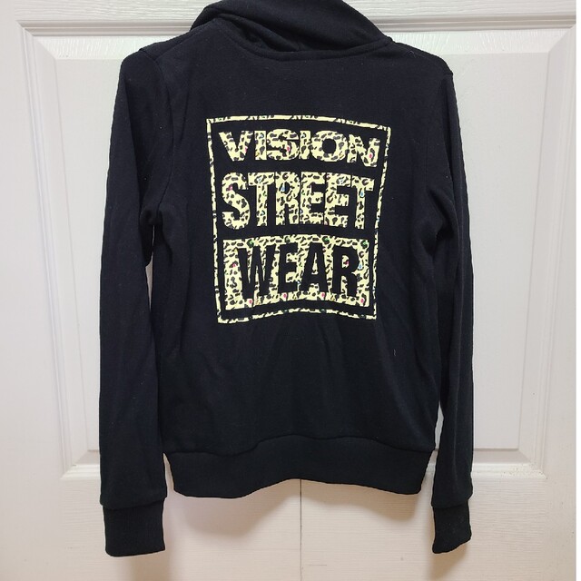 VISION STREET WEAR(ヴィジョン ストリート ウェア)の美品　VISION パーカー　ヒョウ柄　アニマル　黒 レディースのトップス(パーカー)の商品写真