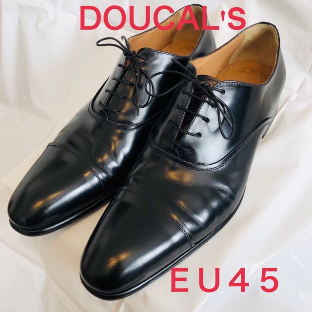 【美品】DOUCAL'S　黒　ストレートチップ　内羽根式　EU45  イタリア製