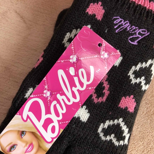 Barbie(バービー)の新品 Barbie バービー 手袋 女児 女の子 キッズ てぶくろ 防寒 黒 キッズ/ベビー/マタニティのこども用ファッション小物(手袋)の商品写真