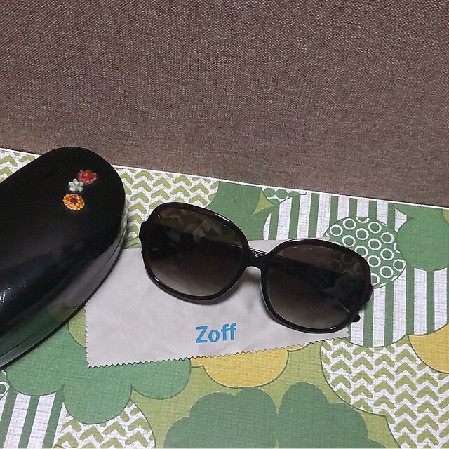 Zoff(ゾフ)のゾフ　未使用サングラス レディースのファッション小物(サングラス/メガネ)の商品写真