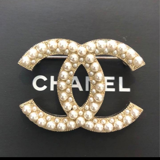CHANELシャネル ブローチ 【70%OFF】 28000円引き www.sportfolioapp.nl