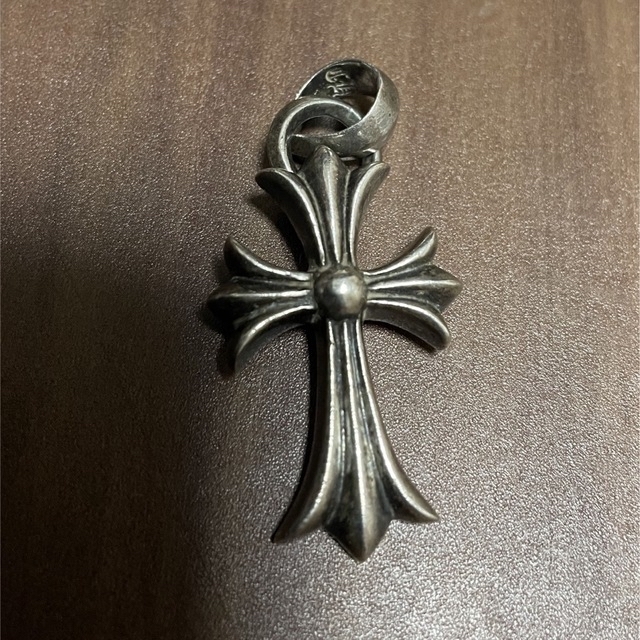 Chrome Hearts(クロムハーツ)のクロムハーツ スモールクロス メンズのアクセサリー(ネックレス)の商品写真