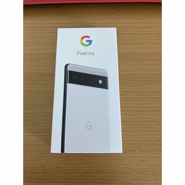 Google Pixel(グーグルピクセル)のGoogle pixel6a 128GB chark 白 スマホ/家電/カメラのスマートフォン/携帯電話(スマートフォン本体)の商品写真
