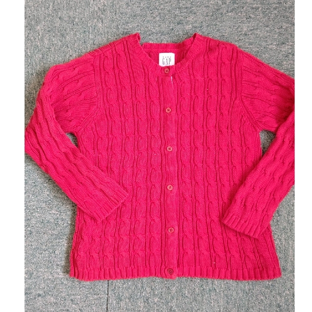 GAP(ギャップ)のGAP　ガールズ　ニットカーディガン キッズ/ベビー/マタニティのキッズ服女の子用(90cm~)(カーディガン)の商品写真