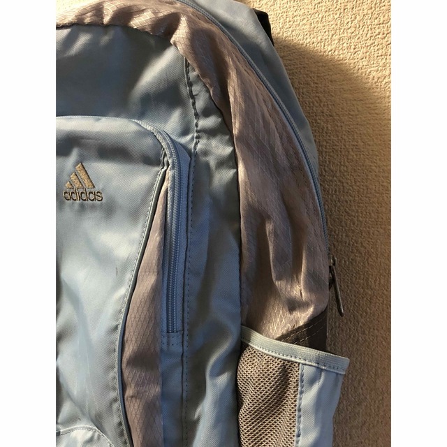 adidas(アディダス)のadidas アディダス　リュック　水色　ブルー　美品 レディースのバッグ(リュック/バックパック)の商品写真