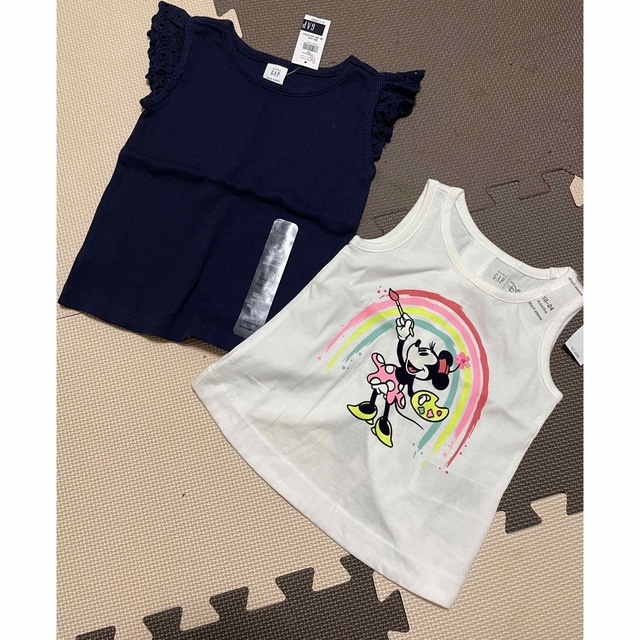 女の子　ギャップ　90 セット　新品トップス キッズ/ベビー/マタニティのキッズ服女の子用(90cm~)(Tシャツ/カットソー)の商品写真