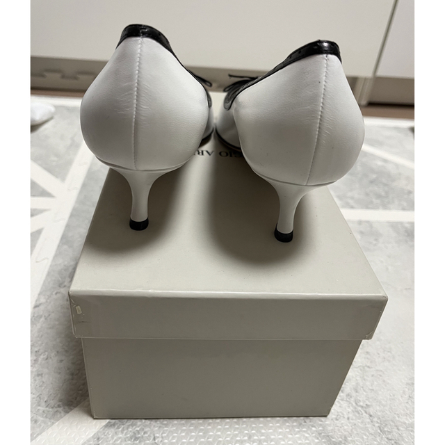 GIORGIO ARMANI パンプス 【人気ショップが最安値挑戦!】 sitgesvida.com