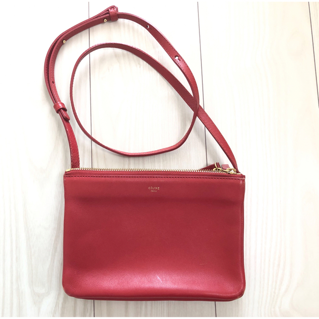 celine(セリーヌ)のCéline trio bag red /セリーヌ トリオ スモール レディースのバッグ(ショルダーバッグ)の商品写真