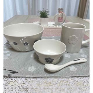 MARY QUANT(食器)のフリマアイテム一覧 MARY QUANT(食器)のフリマアイテム一覧