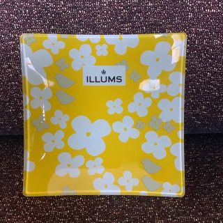 イルムス(ILLUMS)のガラスプレート　2枚(食器)