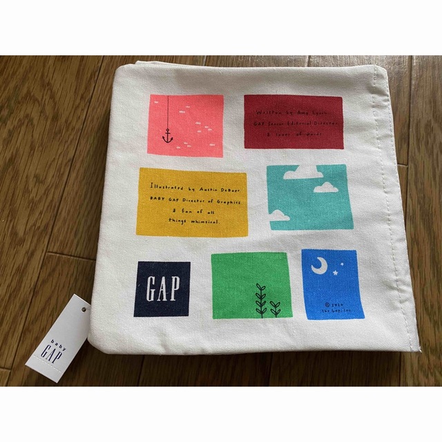 babyGAP(ベビーギャップ)の新品未使用babyGAPブラナンベア英語カラフル布絵本シャカシャカ本ベビーブック キッズ/ベビー/マタニティのおもちゃ(知育玩具)の商品写真